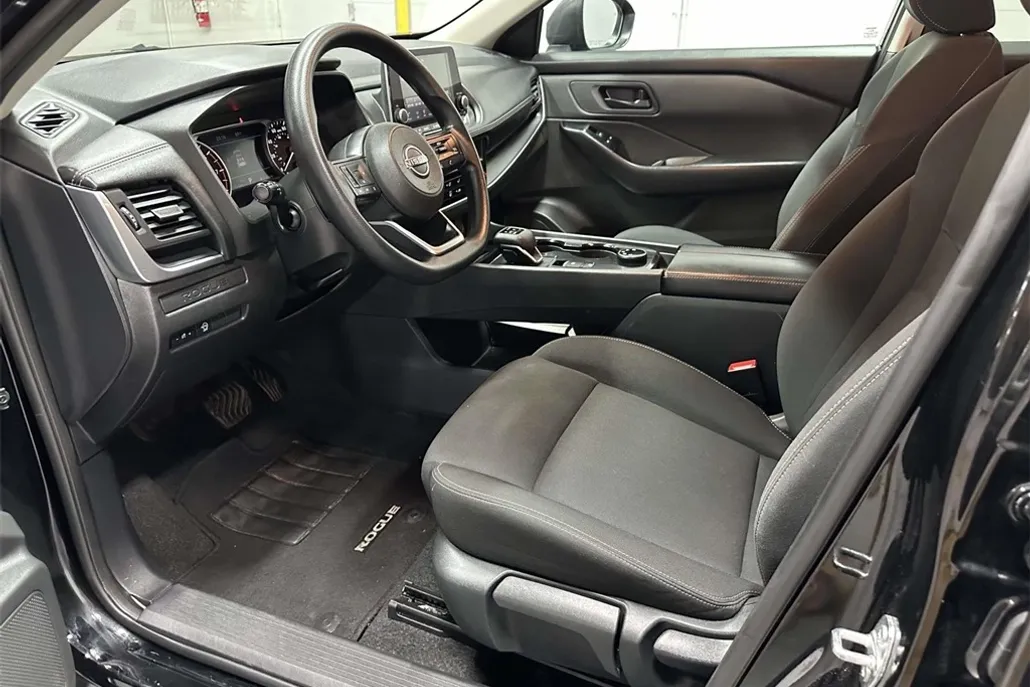 2024 Nissan Rogue S photo 1