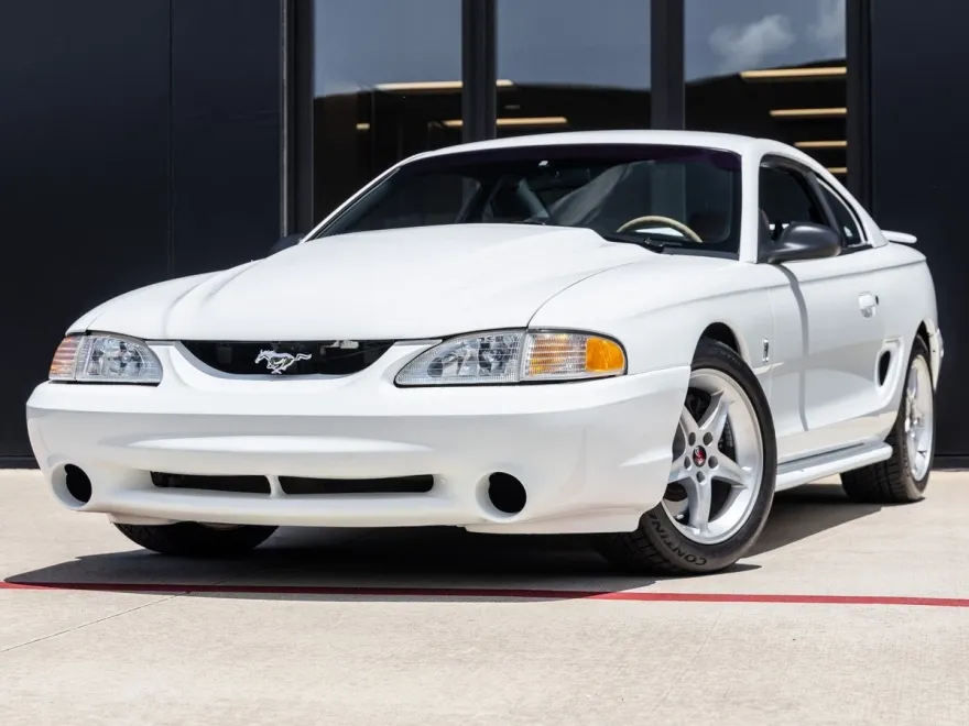 1995 Ford Mustang Cobra R photo 1