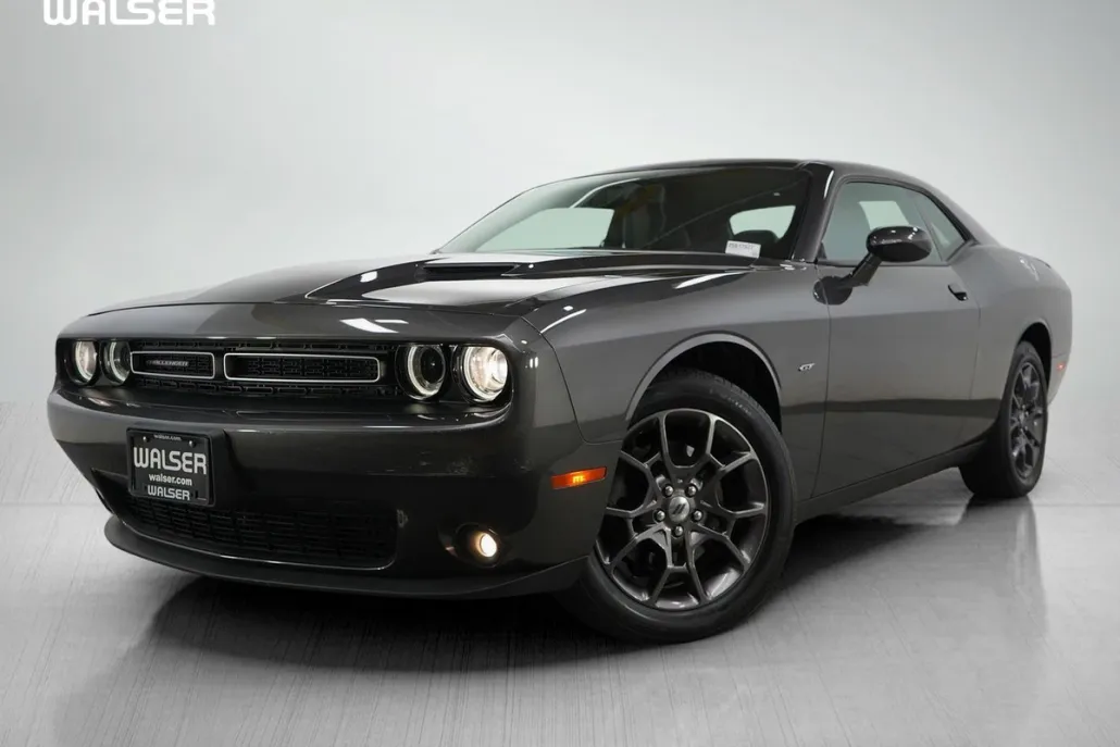 2018 Dodge Challenger GT photo 1