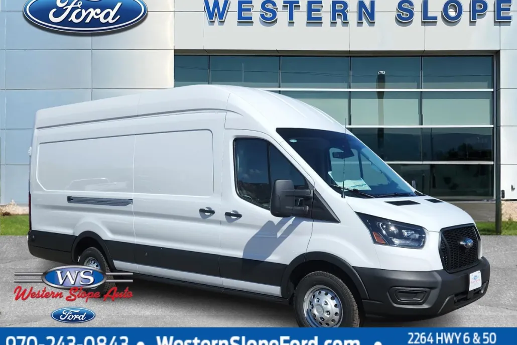 2025 Ford Transit photo 1