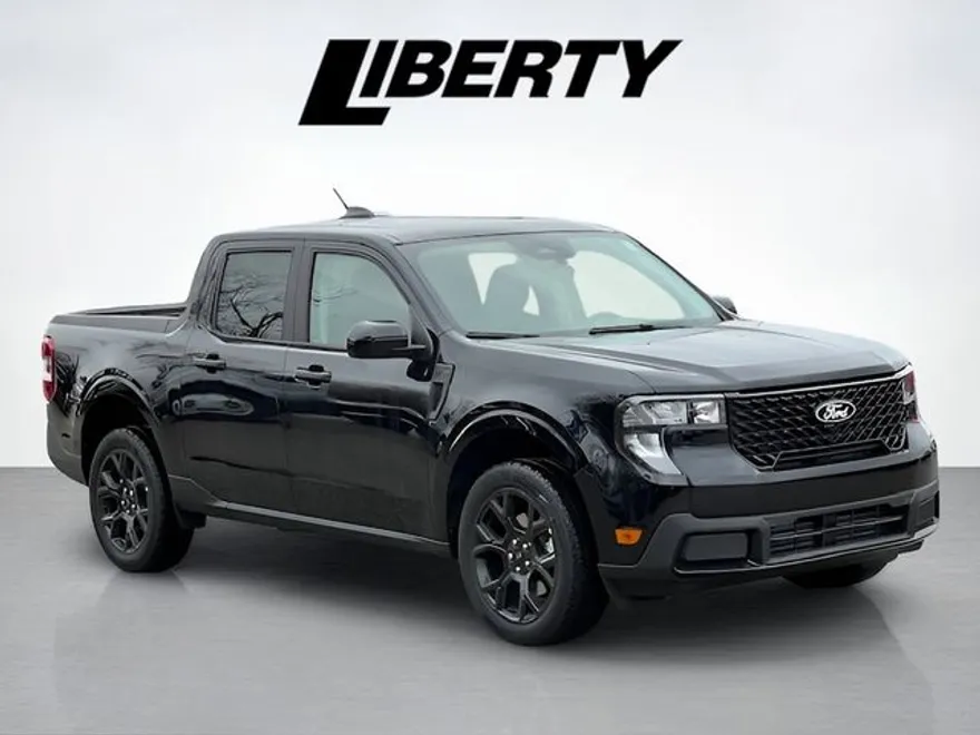 2025 Ford Maverick XLT photo 1