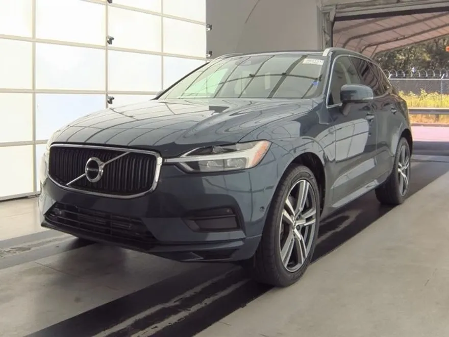 2019 Volvo XC60 T6 Momentum photo 1