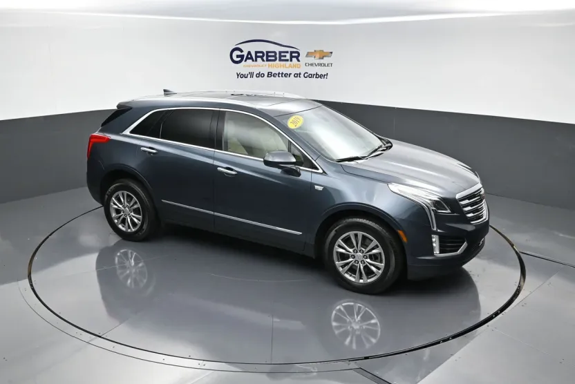 2019 Cadillac XT5 Luxury photo 1