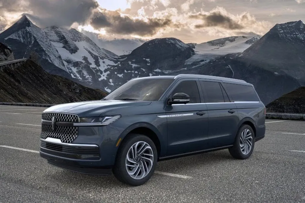 2025 Lincoln Navigator L Reserve photo 1