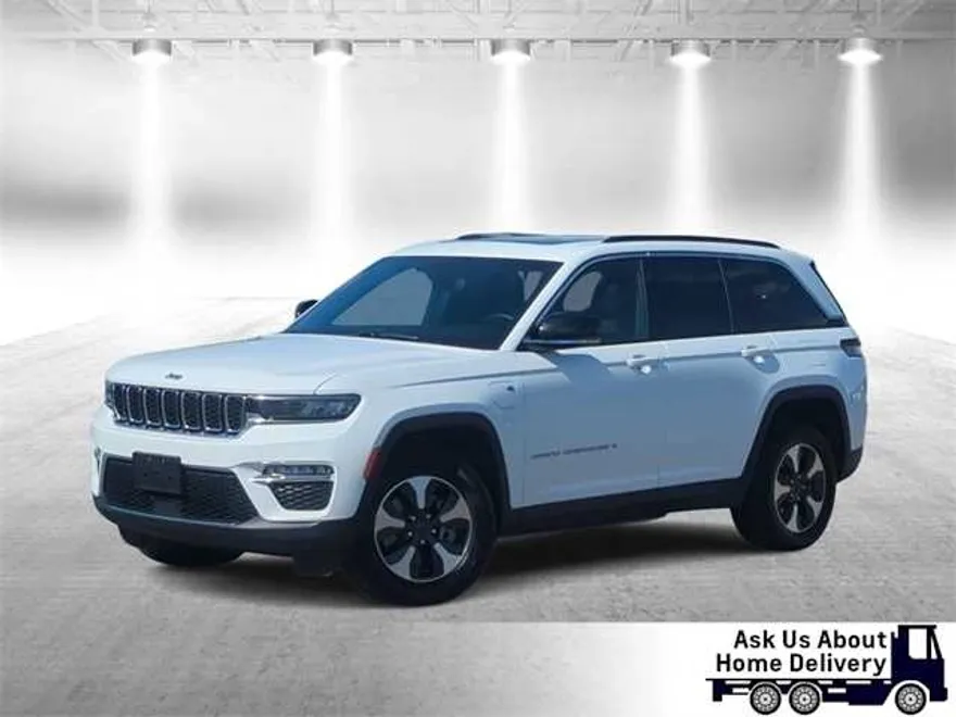 2024 Jeep Cherokee Limited 4xe photo 1