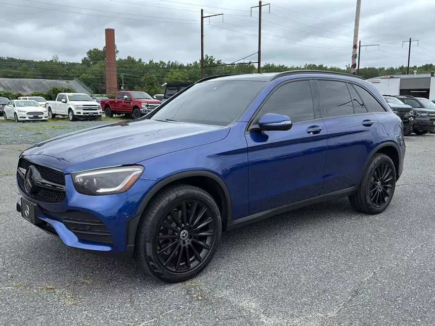 2021 Mercedes Benz GLC 300 photo 1