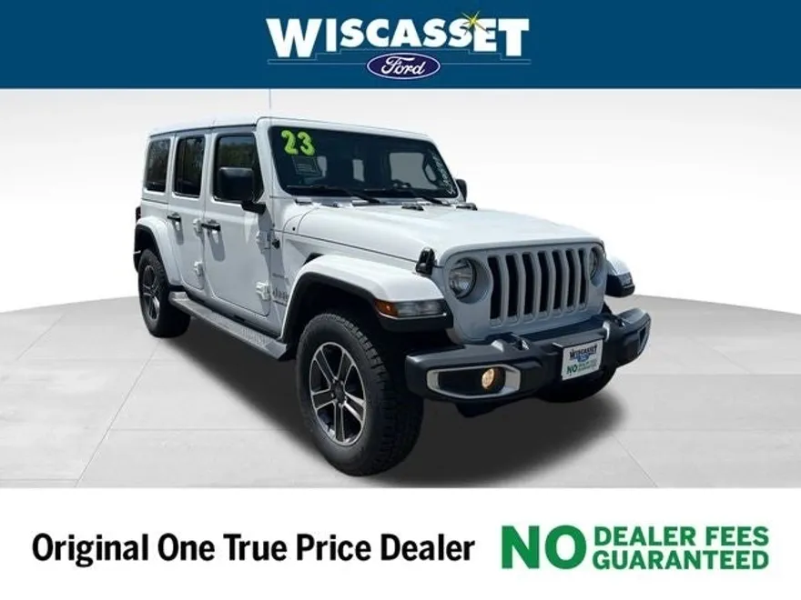 2023 Jeep Wrangler Sahara photo 1