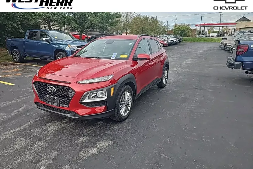 2021 Hyundai Kona SEL photo 1