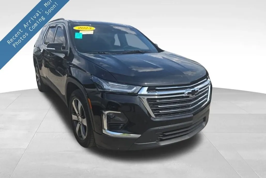 2023 Chevrolet Traverse Leather photo 1