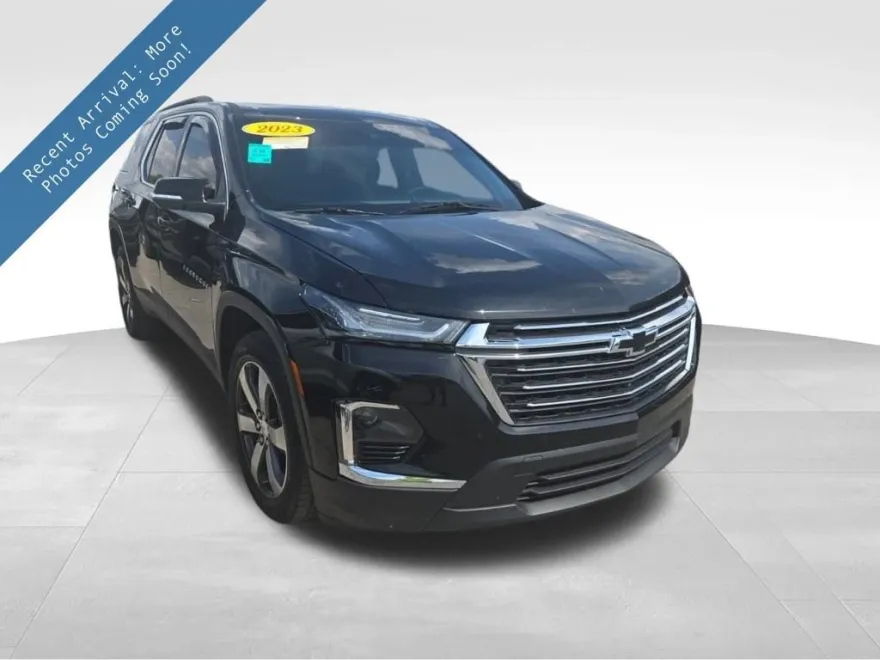 2023 Chevrolet Traverse Leather photo 1