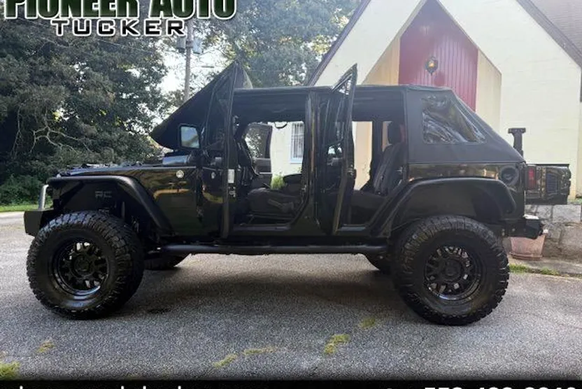 2015 Jeep Wrangler Unlimited Sport photo 1