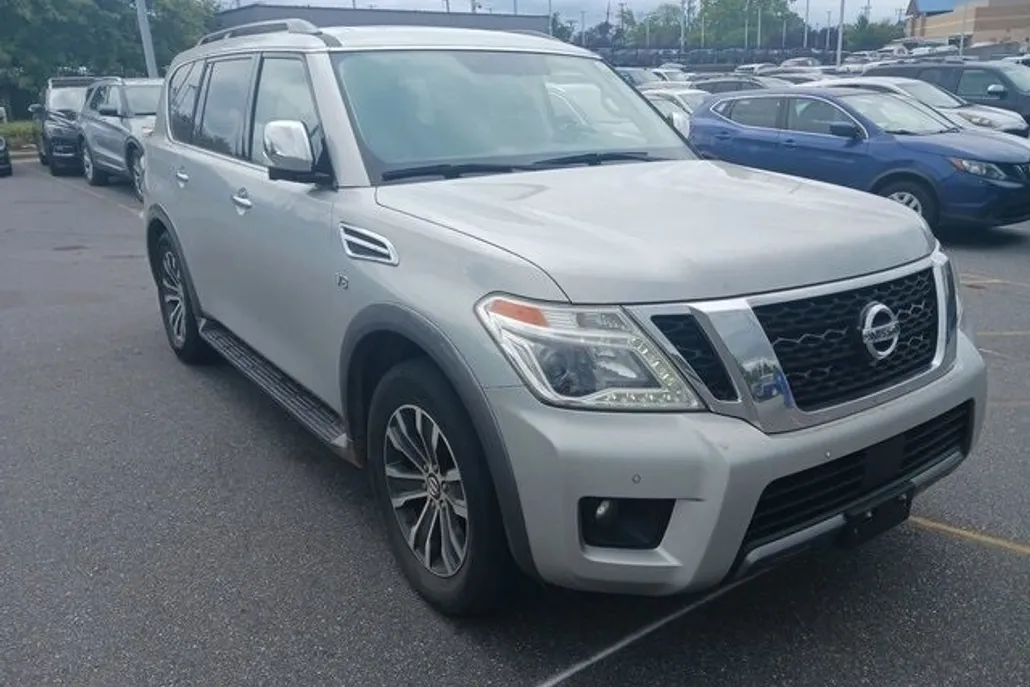 2020 Nissan Armada SL photo 1