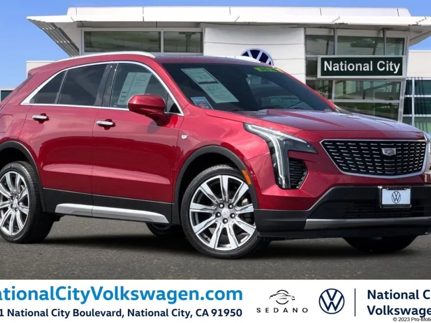 2019 Cadillac XT4 Premium Luxury photo 1