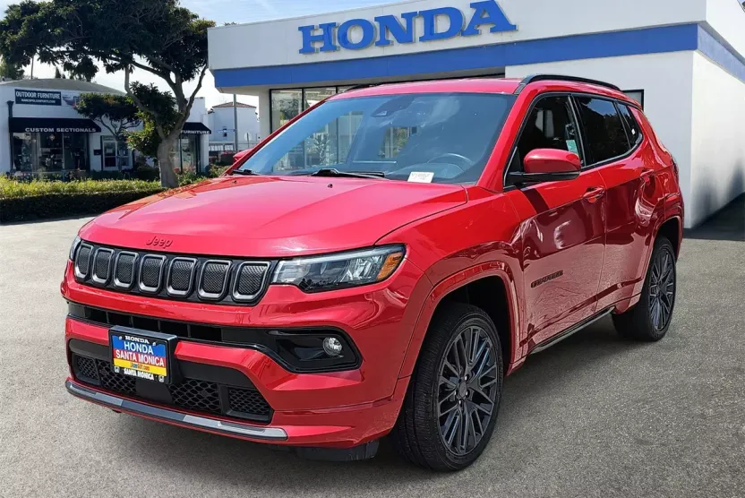 2022 Jeep Compass Limited photo 1