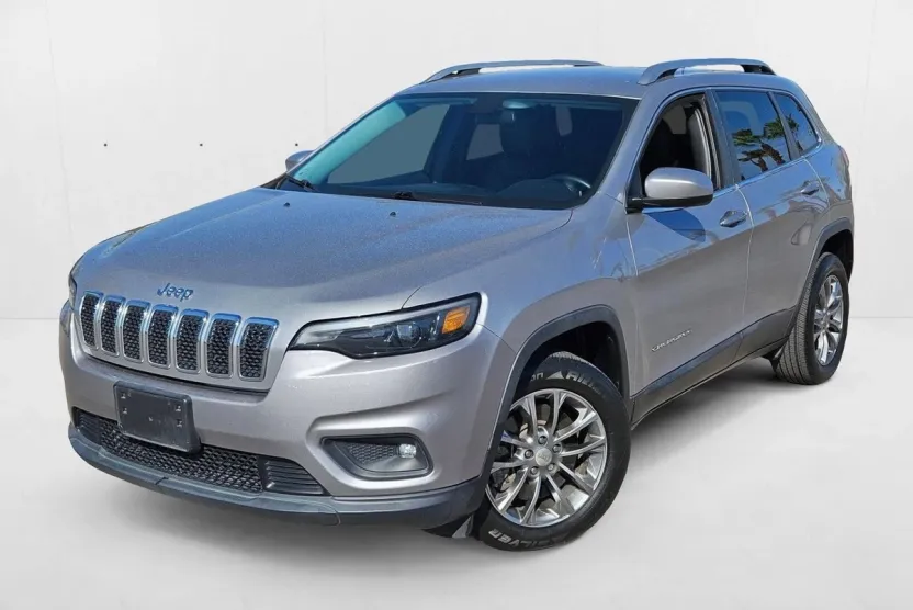 2019 Jeep Cherokee Latitude photo 1