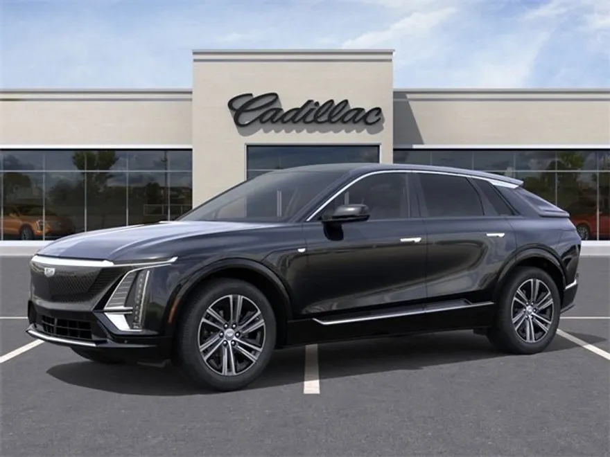 2025 Cadillac Lyriq Luxury photo 1