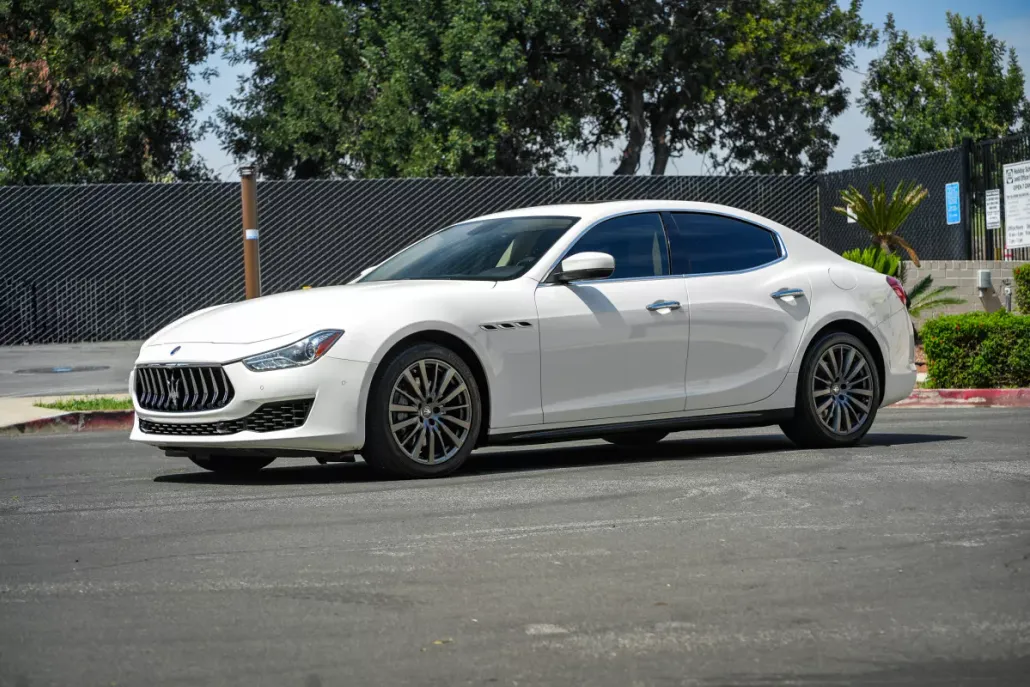 2018 Maserati Ghibli photo 1
