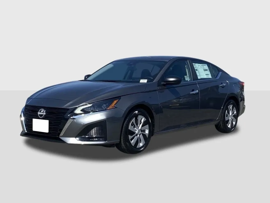 2025 Nissan Altima S photo 1