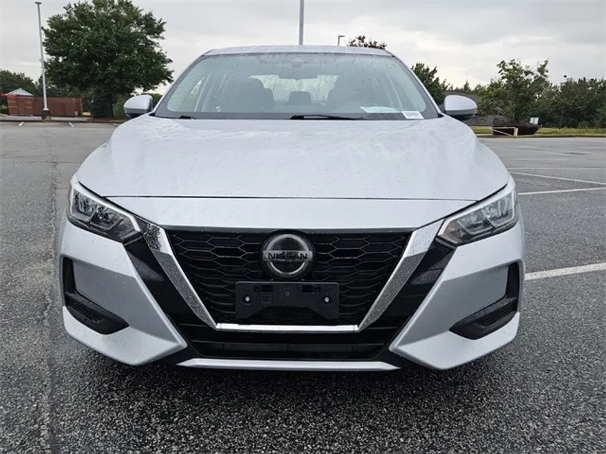 2020 Nissan Sentra SV photo 1