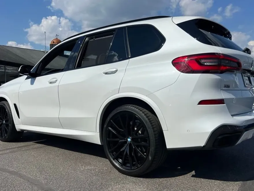 2020 Bmw X5 M50i photo 1