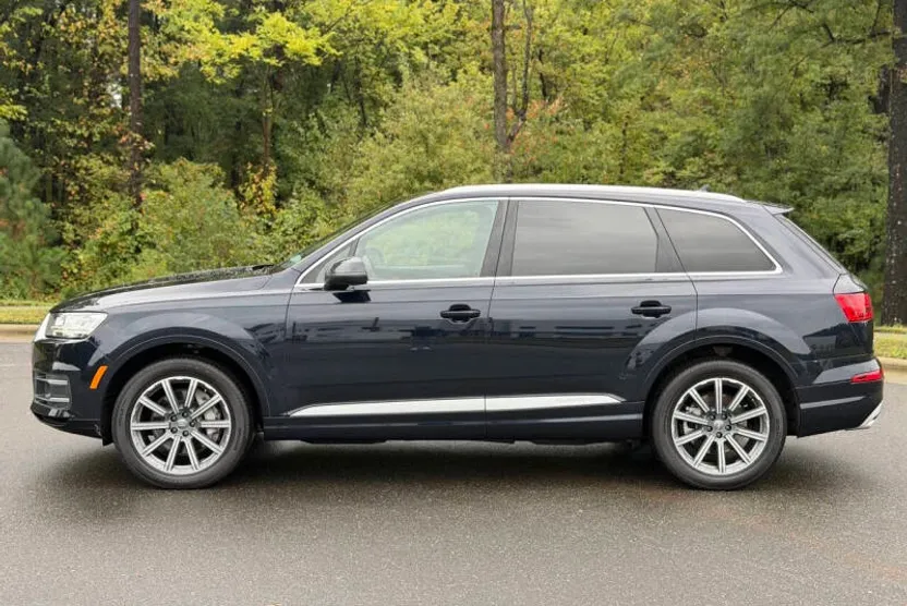 2017 Audi Q7 3.0T Premium Plus photo 1