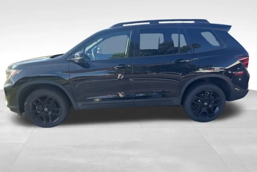 2025 Honda Passport Black Edition photo 1