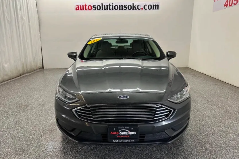 2018 Ford Fusion S photo 1