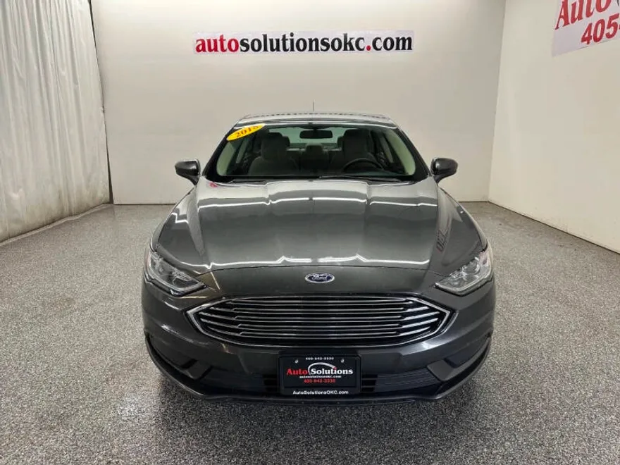 2018 Ford Fusion S photo 1