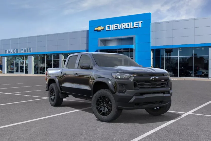 2026 Chevrolet Colorado Trail Boss photo 1