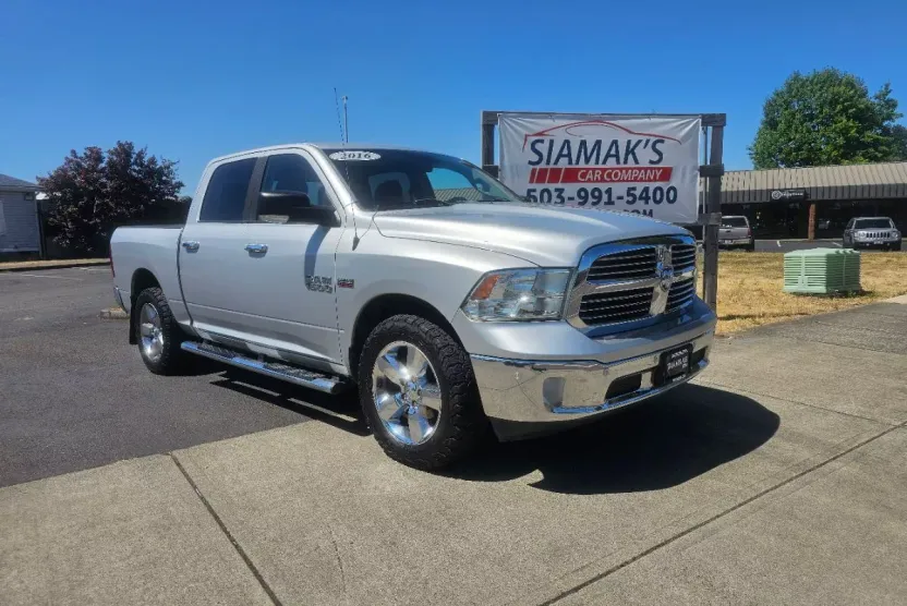 2016 Ram 1500 Big Horn photo 1