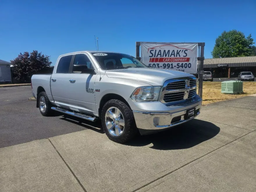 2016 Ram 1500 Big Horn photo 1