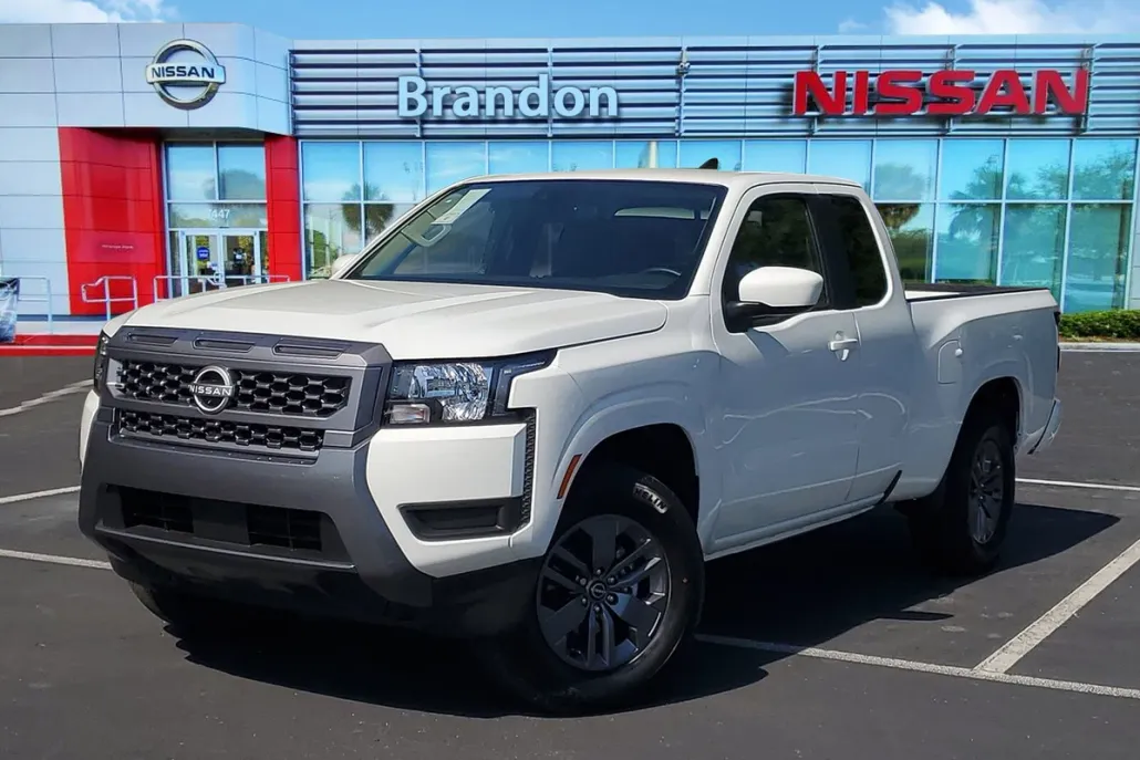 2025 Nissan Frontier SV photo 1
