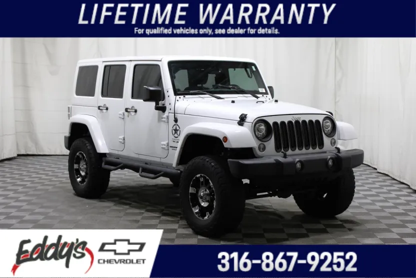 2017 Jeep Wrangler Unlimited Sahara photo 1