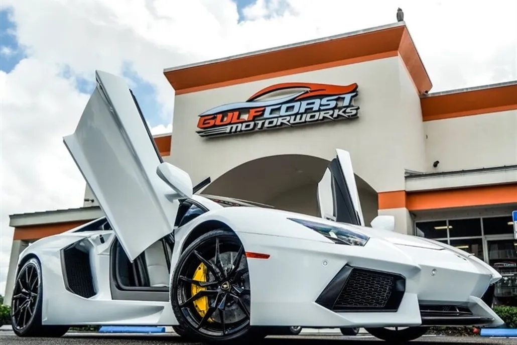 2015 Lamborghini Aventador LP 700-4 photo 1
