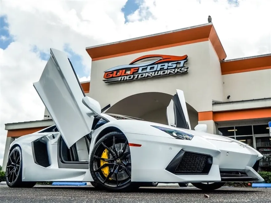 2015 Lamborghini Aventador LP 700-4 photo 1