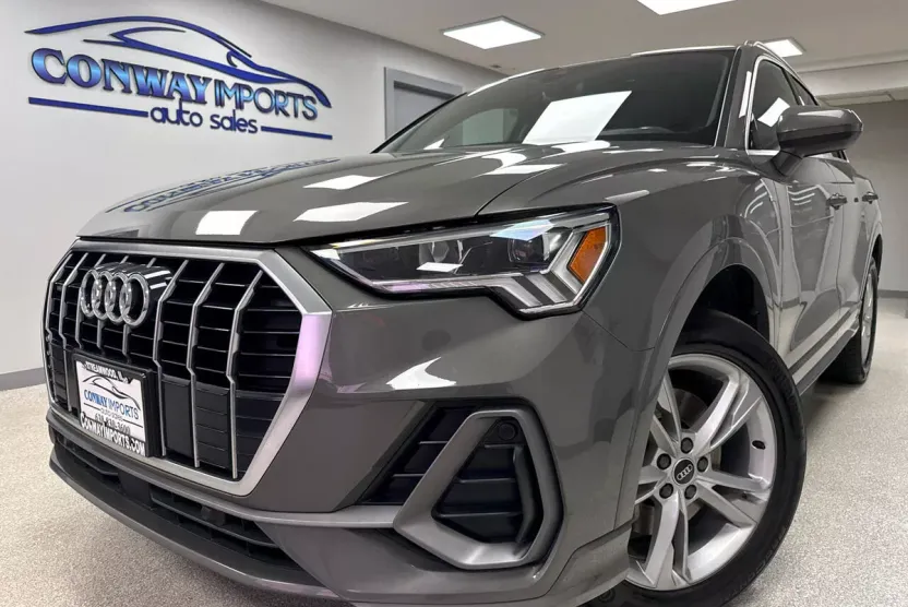 2021 Audi Q3 S line Premium Plus 45 TFSI photo 1