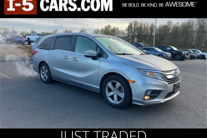 2019 Honda Odyssey photo 1