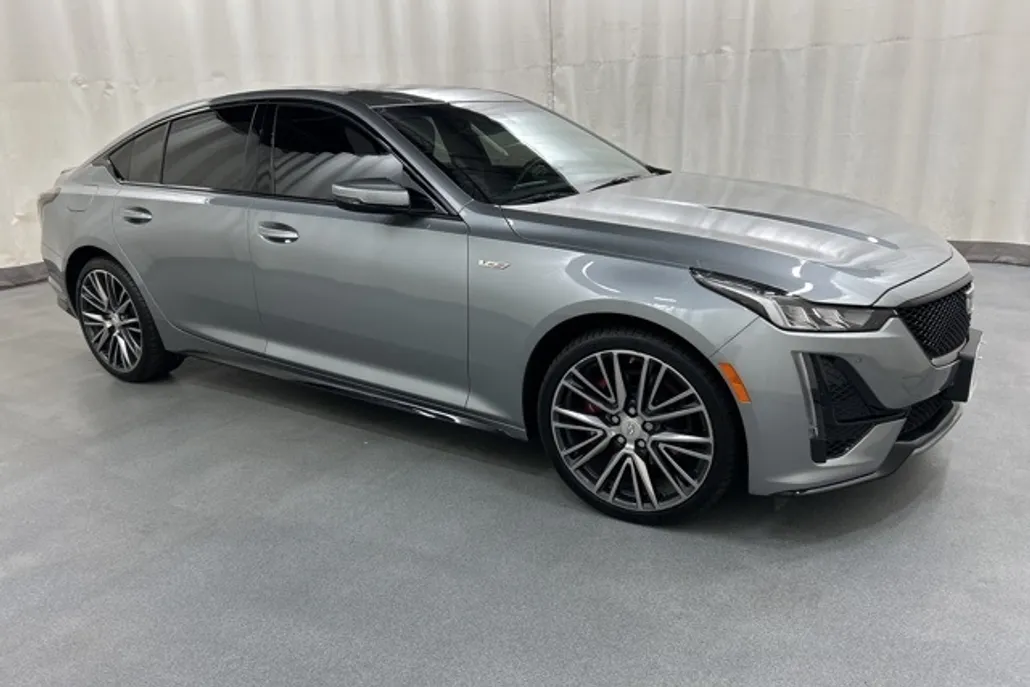 2023 Cadillac CT5 V photo 1