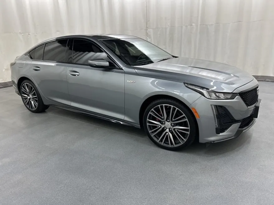 2023 Cadillac CT5 V photo 1