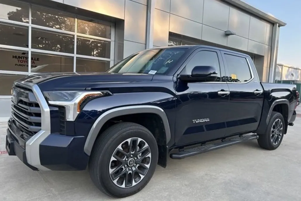 2024 Toyota Tundra Limited photo 1