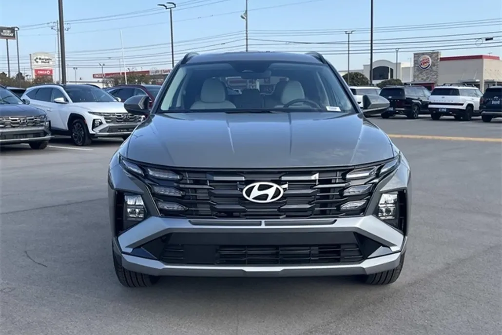 2026 Hyundai Tucson SEL photo 1