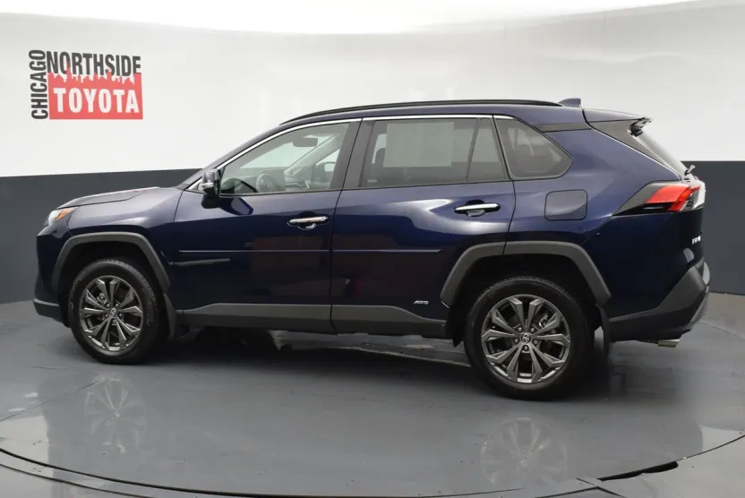 2024 Toyota RAV4 Hybrid Limited photo 1