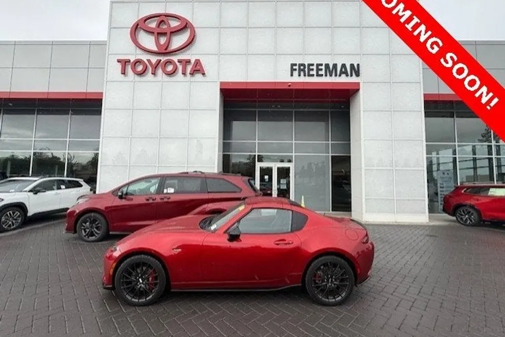 2017 Mazda MX-5 Miata Miata RF photo 1