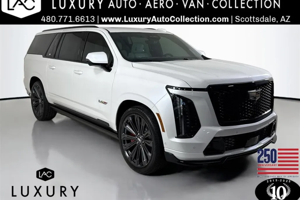 2025 Cadillac Escalade ESV V-Series photo 1