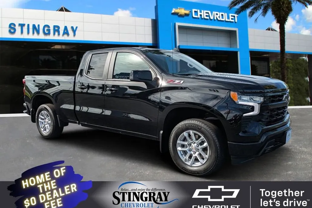 2024 Chevrolet Silverado 1500 RST photo 1