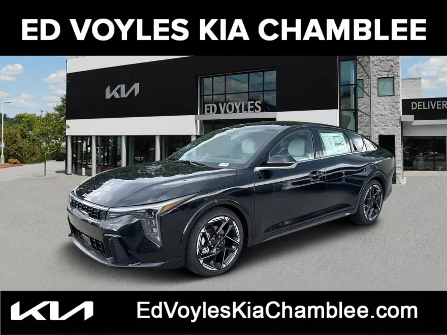 2025 Kia K4 GT-Line photo 1