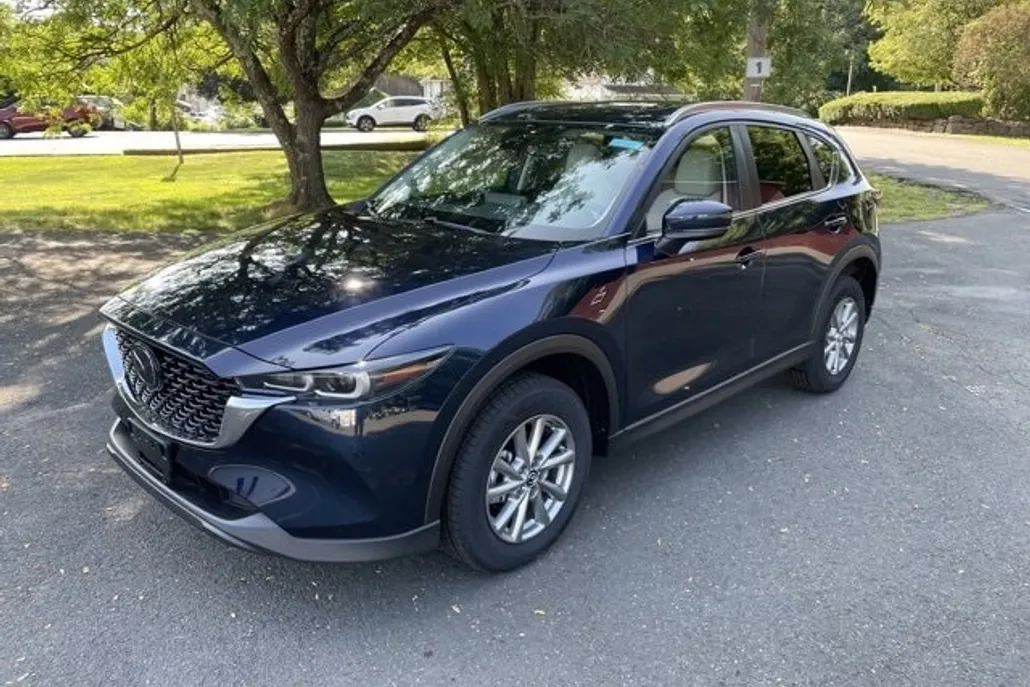 2022 Mazda CX-5 2.5 S Preferred photo 1