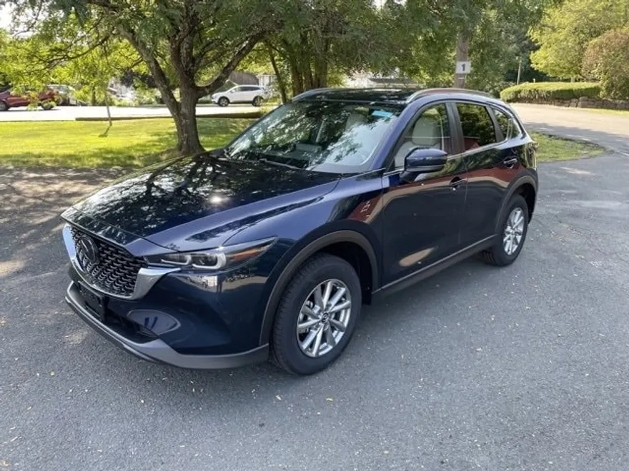 2022 Mazda CX-5 2.5 S Preferred photo 1