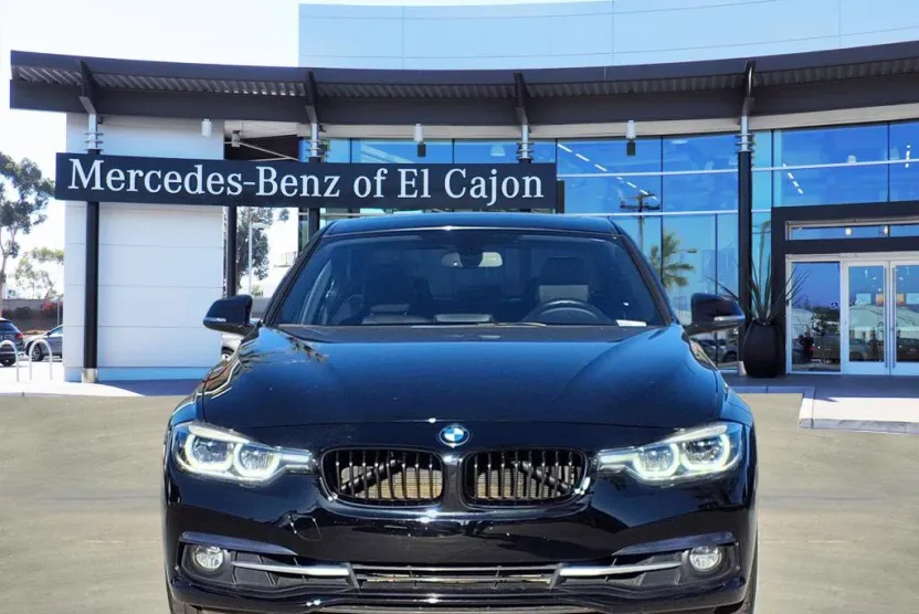 2018 Bmw 330i Sedan photo 1