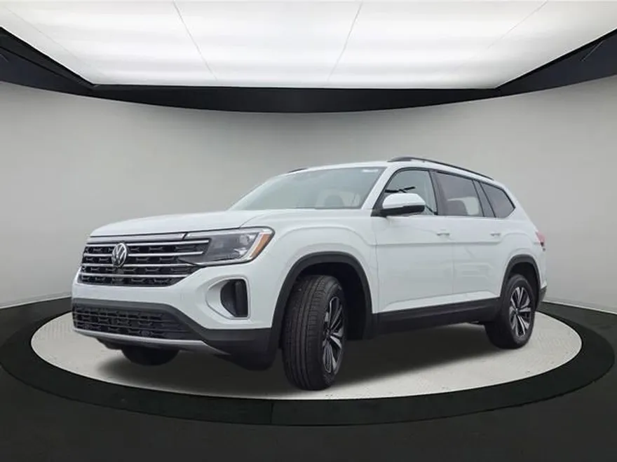2025 Volkswagen Atlas SE photo 1